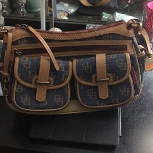 Dooney & Bourke purse